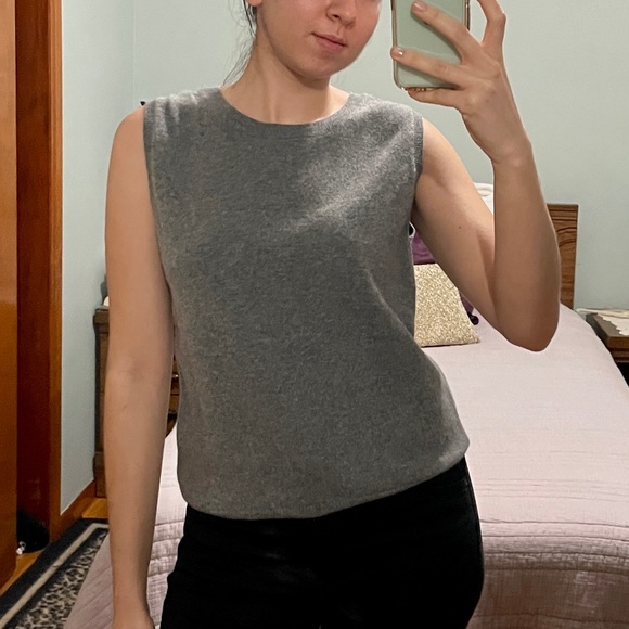 100% Cashmere Cardigan and Vest Combo - Picture 2 of 11